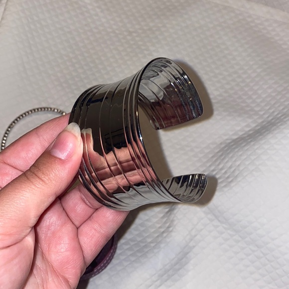 Lia Sophia bracelets - Picture 3 of 5